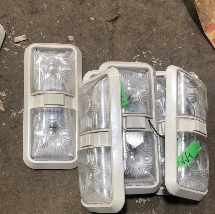 Used Light Fixture *DOUBLE* 310173 / F33-0052 White