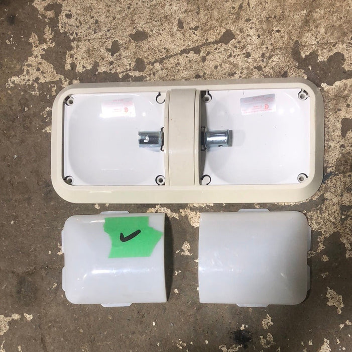 Used Light Fixture *DOUBLE* LR96696 WHITE - No Switch