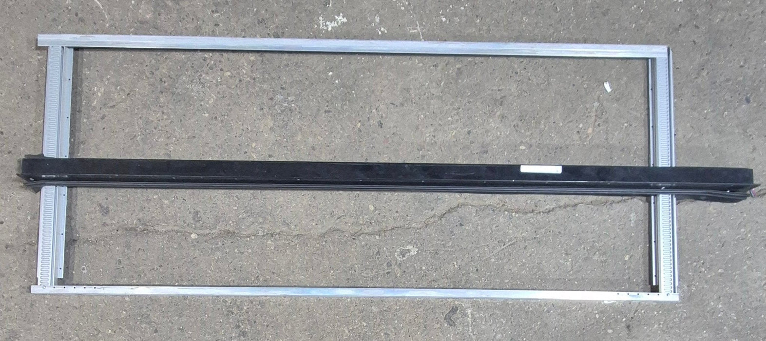 Lippert In-Wall Slide Out Assembly, Right Hand - V000272201