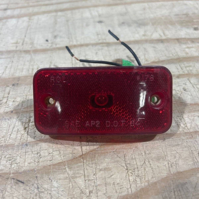 Used SAE-AP2 DOT 84 Replacement Assembly for Marker Light - Red