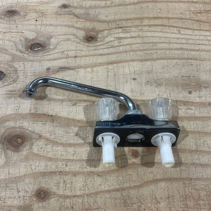 Used 4" Kitchen Bar Faucet, Chrome, Clear Handles