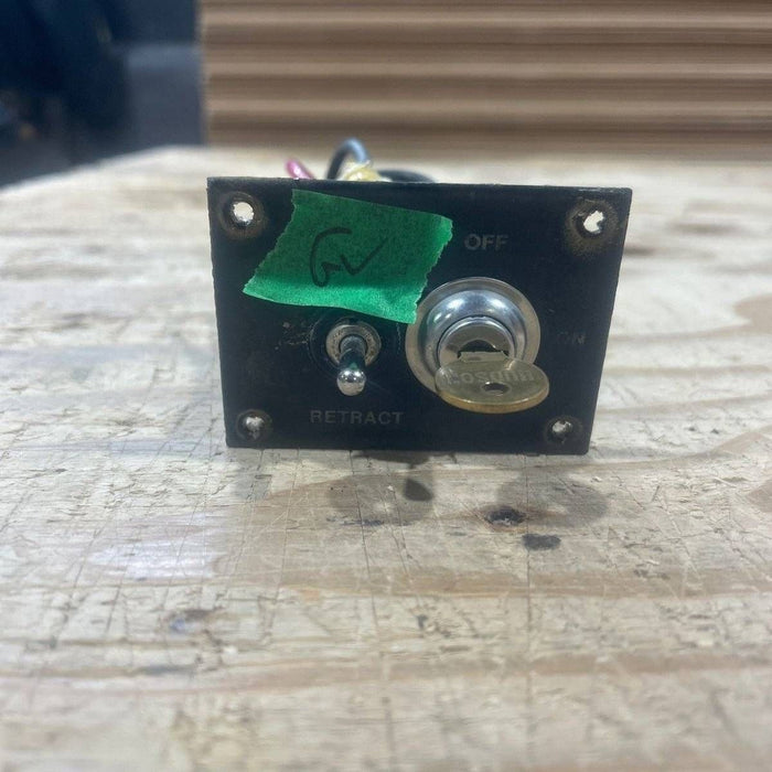 Used Single Landing Gear Legs Toggle Switch with key on/off - CHILY 7026