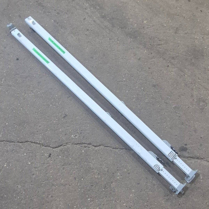 Used Dometic Awning Arm Set, White, 73" - 8273000.401B
