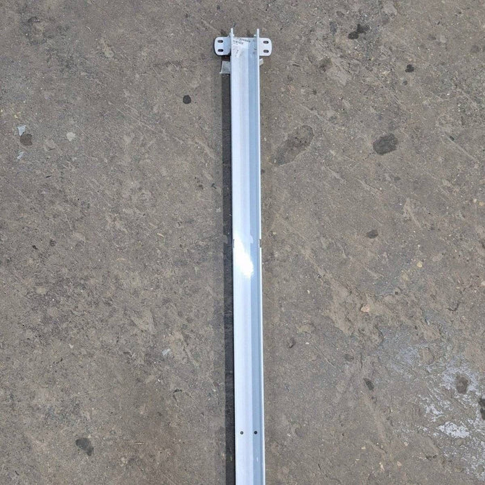 Used Dometic Awning Arm Wall Mount (Back Channel), White, 65 3/4" - 9100 Series