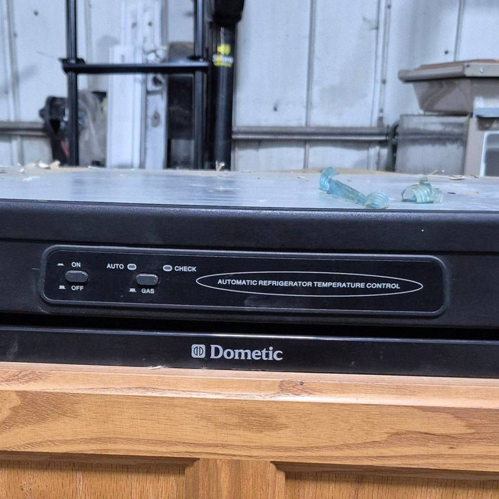 Used Complete Dometic Fridge, 2-Way - DM2652RBX