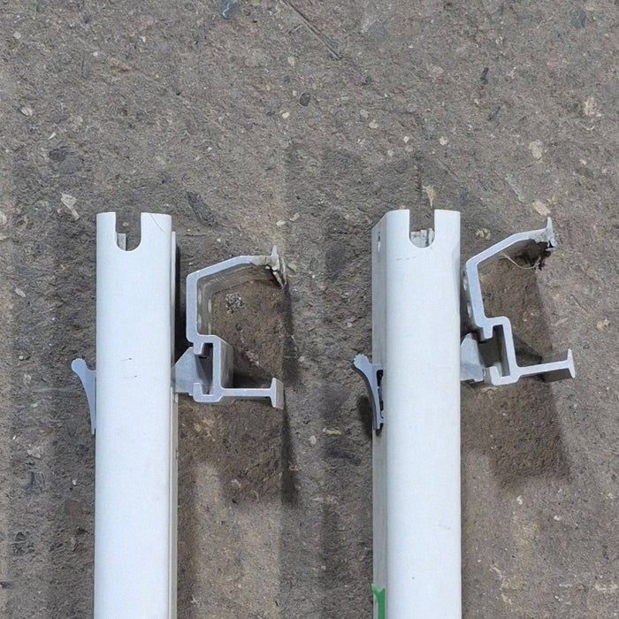 Used Dometic Awning Arm Set, Off White, 73" - 8480000.401