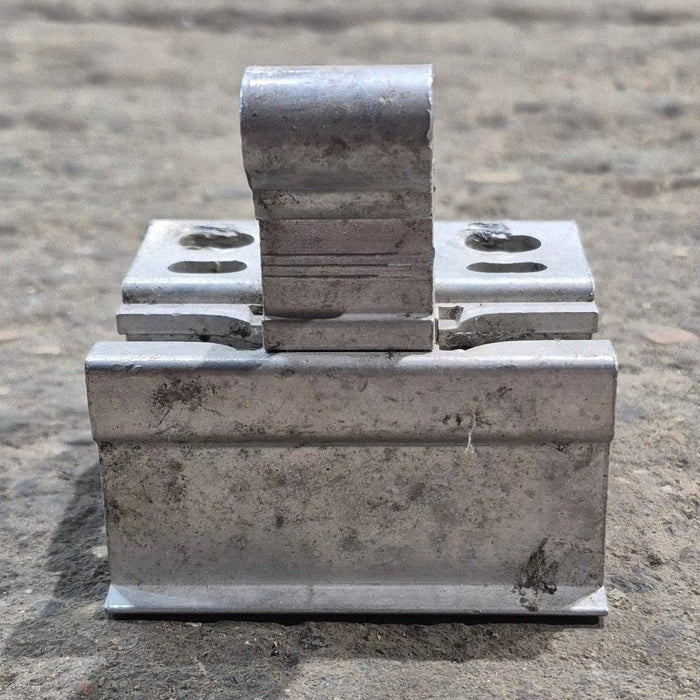 Used Dometic Upper Bracket, Silver - 830333