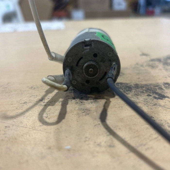 Used 12V Vent Motor - VC0468-00