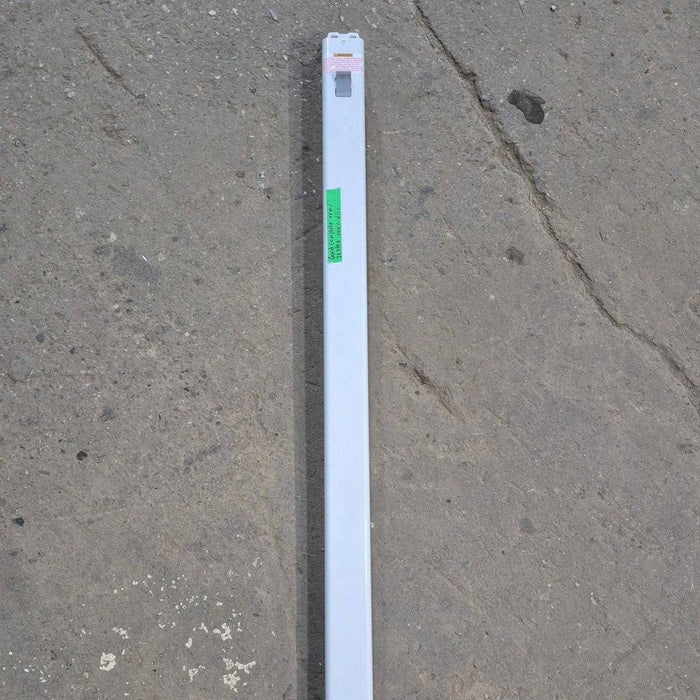 Used Dometic Manual Awning Arm, White, 61" - 8273000.402B