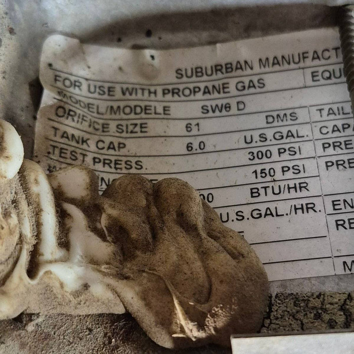 Used Complete Suburban Hot Water Heater, 6 Gallon - SW6D - 12.5 X 12.5 X 18.75