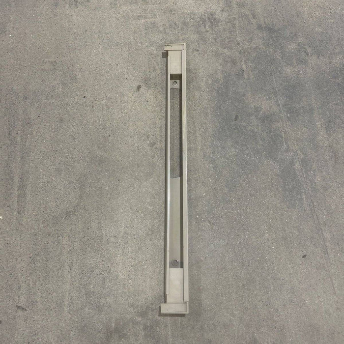Used Dometic Fridge Front Panel - 2931865048