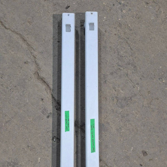 Used Dometic Awning Arm Set, White, 73" - 8480000.401B