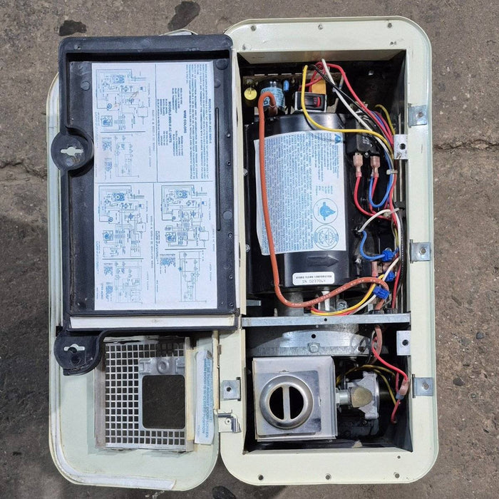 25000 BTU Used Atwood / Hydro Flame Propane Furnace - 8525-III