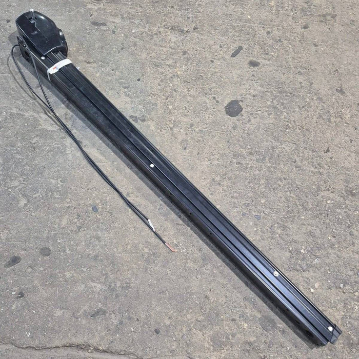 Used Lippert Awning Arm, Drive (Front), Black, 63" - Solera , V000467182