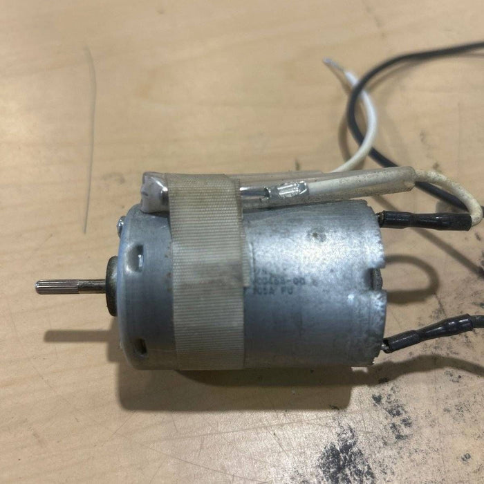 Used 12V Vent Motor - VC0468-00