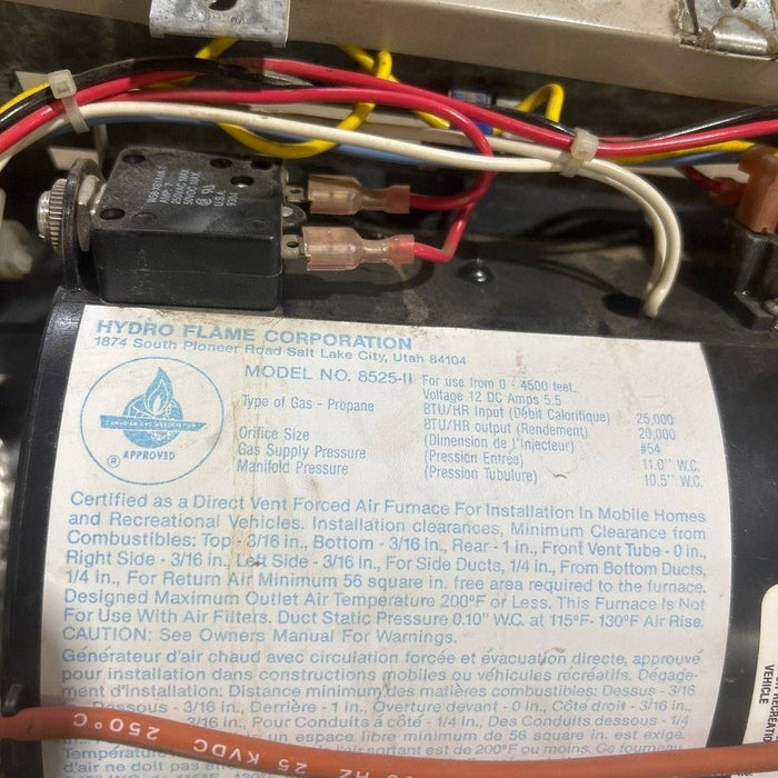 25000 BTU USED 8525 II HYDROFLAME RV Propane Furnace