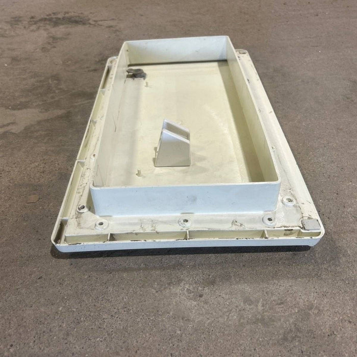 Used Outdoor Shower with base - 16.0 X 7.75 X 4.0