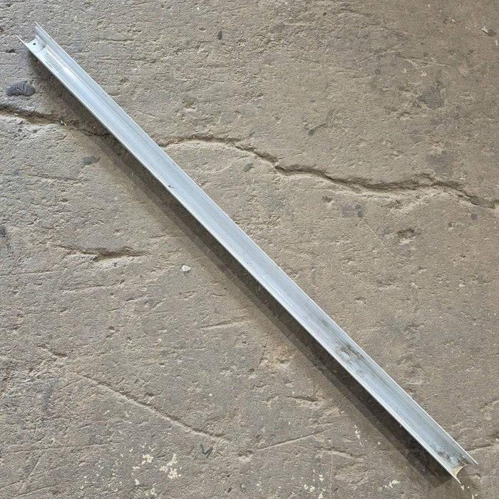 Used Dometic Awning Upper Main Arm, White, 64 1/4" - 9100 Series