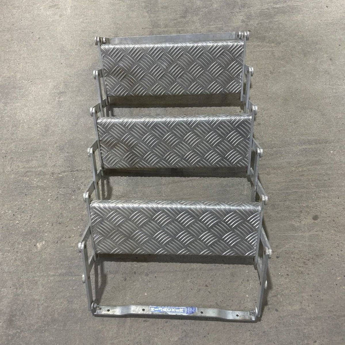 Used HIJACKER Aluminum Truck Camper Step - 3 step