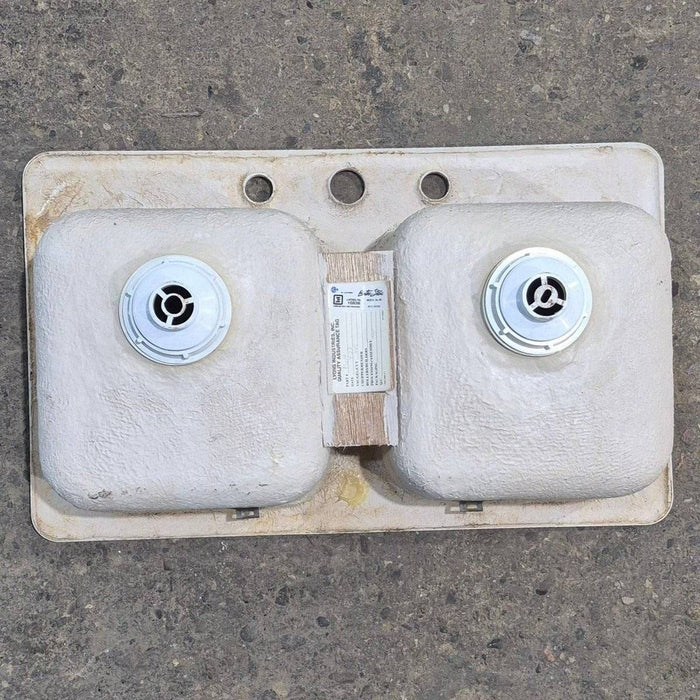 Used White Double Kitchen Sink - 29" x 17 1/2" x 9 1/2"