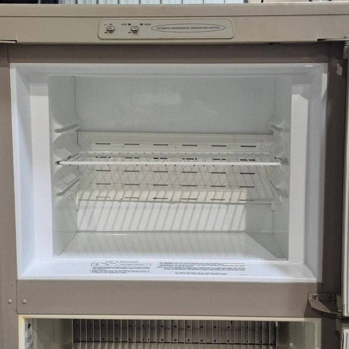 Used Complete Dometic Fridge, 2-Way - RM2652