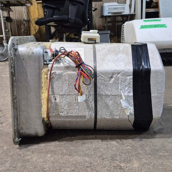 Used Complete Suburban Hot Water Heater, 6 Gal. - SW6D