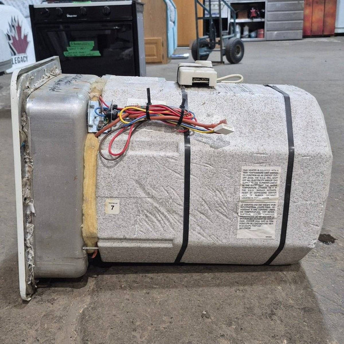 Used Complete Suburban Hot Water Heater, 6 Gallon - SW6DE