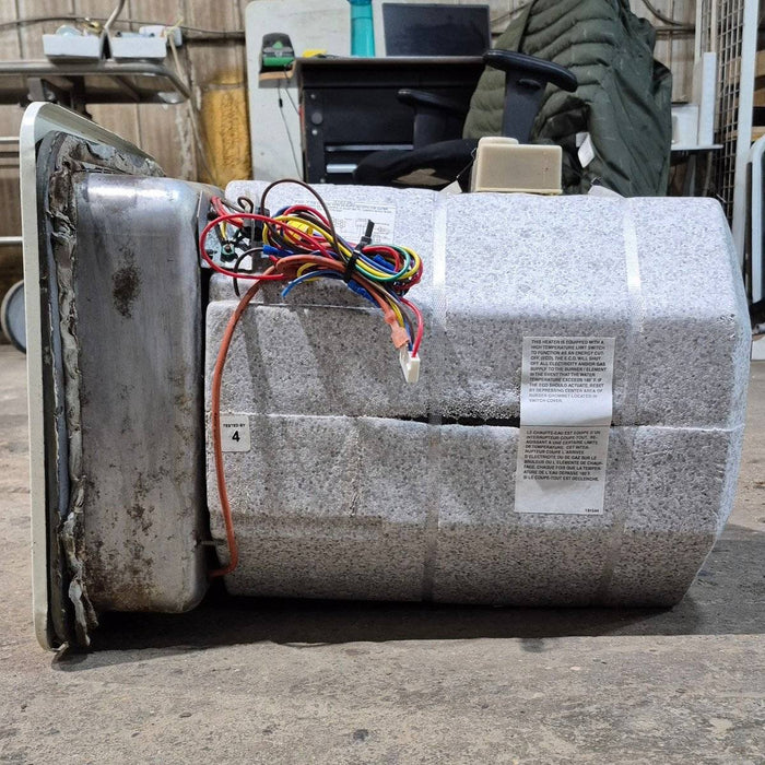 Used Complete Suburban Hot Water Heater, 6 Gallon - SW6D - 12.5 X 12.5 X 18.75