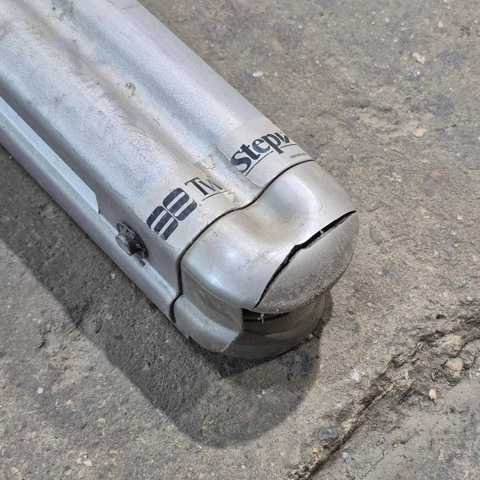 Used Dometic Awning Arm, Idler (Rear) Non-Powered, Silver (Satin), 65 1/2" - WeatherPro , 8541002.400
