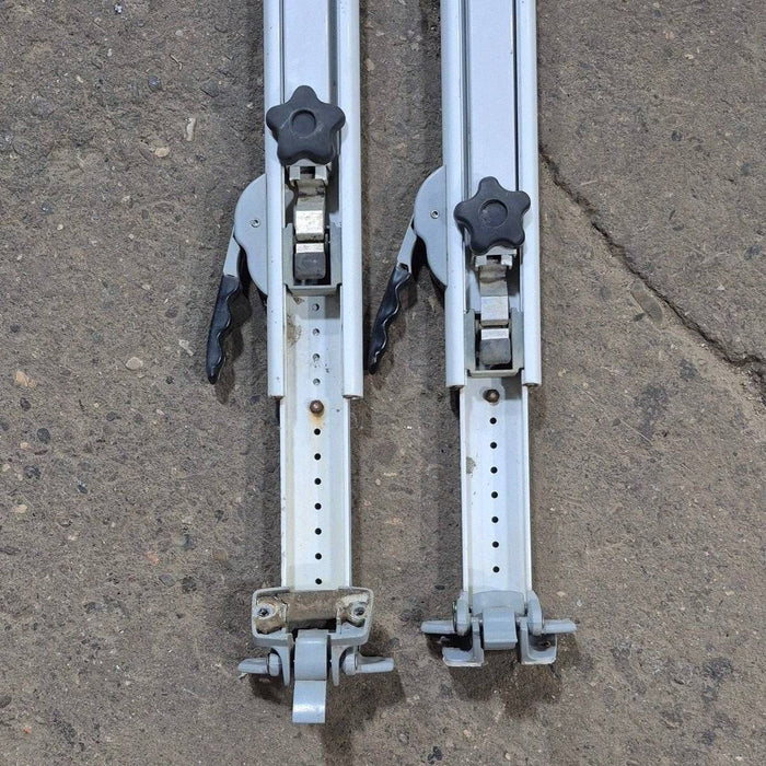 Used Dometic Awning Arm Set, White, 73" - 8273000.401B