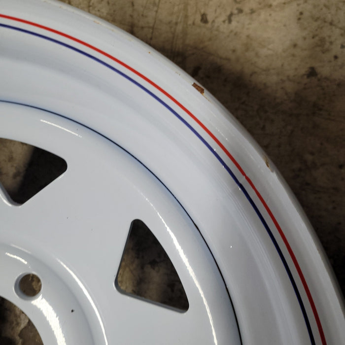 RT RT3728 - WHITE EIGHT SPOKE RIM 15"X6" 0 OFFSET 4.28
