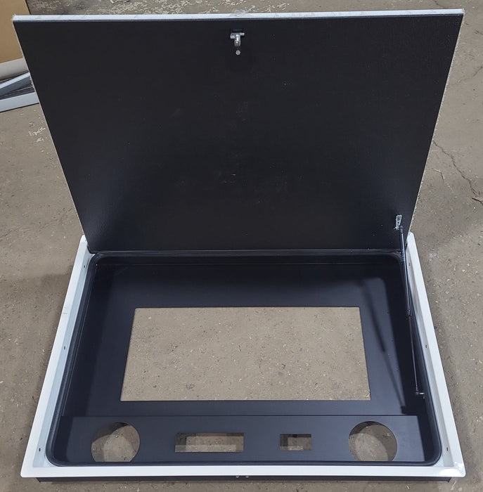 Square Cornered Entertainment Compartment with Cargo Door