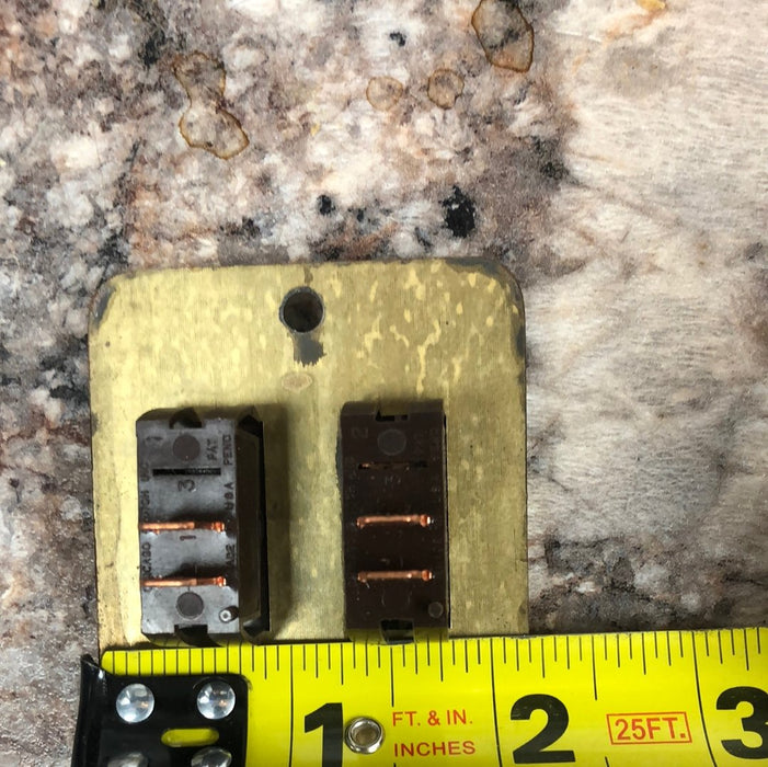 Used 12v RV Double Light Switch