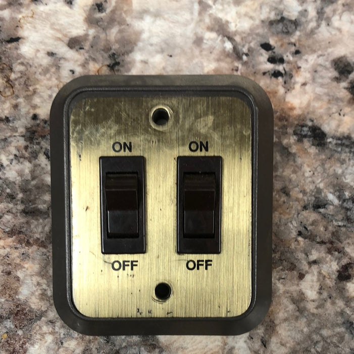 Used 12v RV Double Light Switch