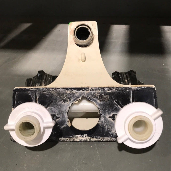 Used 4" Bathroom Faucet, Bone, Smoked Knobs