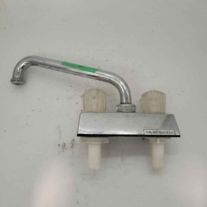 Used 4" Kitchen Bar Faucet, Chrome, Clear Knobs