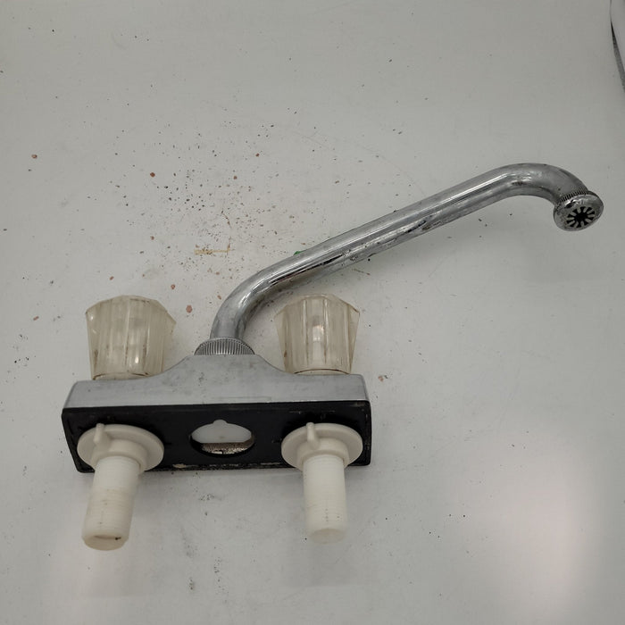 Used 4" Kitchen Bar Faucet, Chrome, Clear Knobs