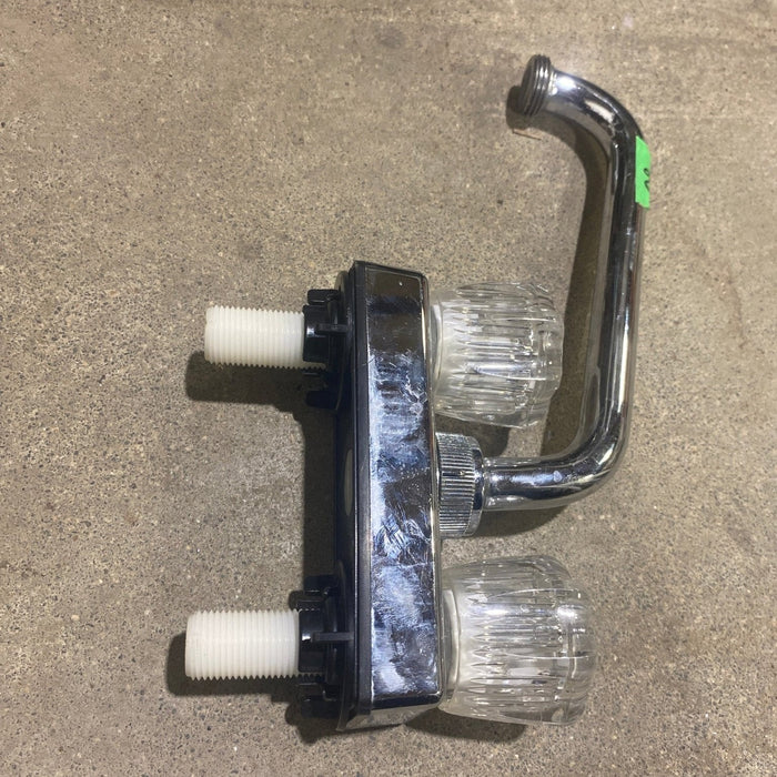 Used 4" Kitchen Bar Faucet, Chrome, Clear Handles