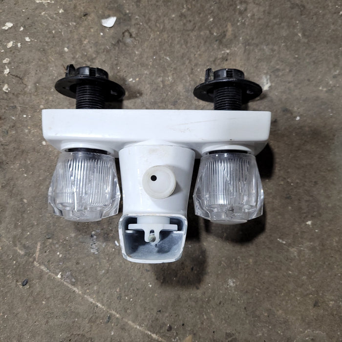 Used 4" Shower Faucet, With Diverter, White, With Clear Knobs