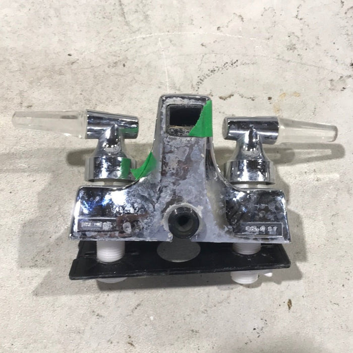 Used 4" Shower Faucet With Diverter, Chrome, Clear/ Chrome Handles