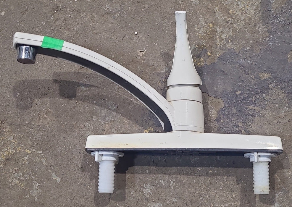 Used 8" Kitchen Faucet, Bone, Bone Lever Handle