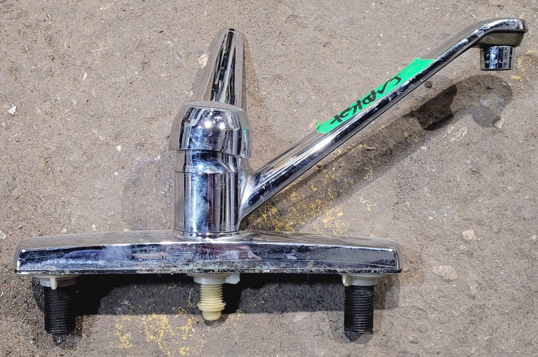Used 8" Kitchen Faucet, Chrome, Chrome Lever Handle