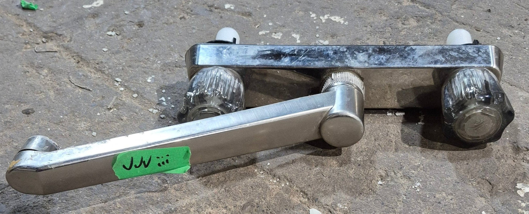 Used 8" Kitchen Faucet, Chrome, Smoked Knobs