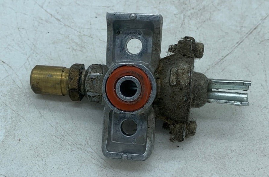 Used Atwood Wedgewood Middle Burner Valve  51224 , 8125D