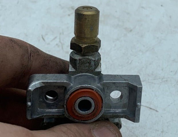 Used Atwood Wedgewood Middle Burner Valve  51224 , 8125D