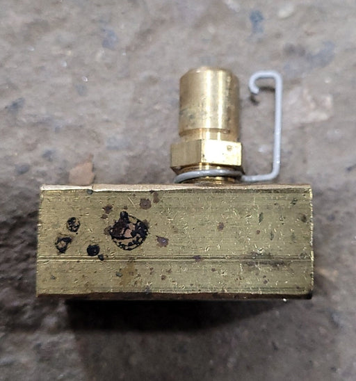 Used Atwood Wedgewood Orifice Block Plate 57310 - Young Farts RV Parts