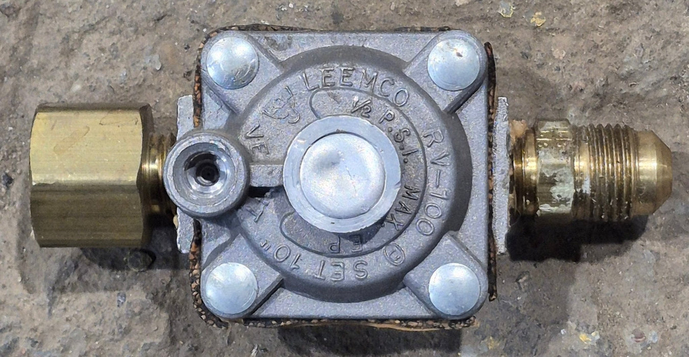 Used Atwood / Wedgewood Propane Regulator