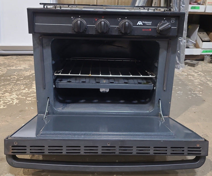 Used Atwood / Wedgewood range stove 3-burner R-W1730W1