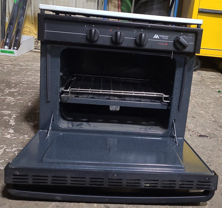 Used Atwood / Wedgewood range stove 3-burner R-W1730W1