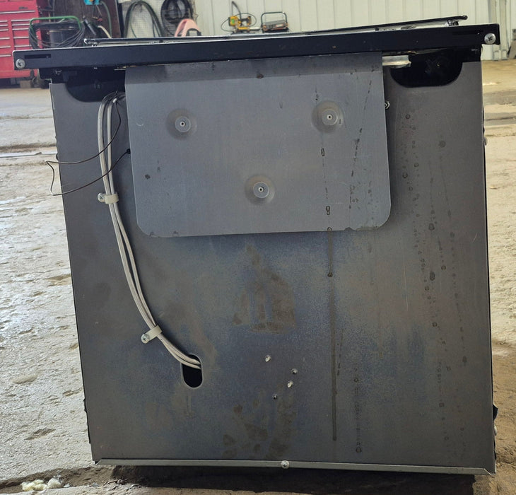 Used Atwood / Wedgewood Range Stove 3-Burner R2136AB